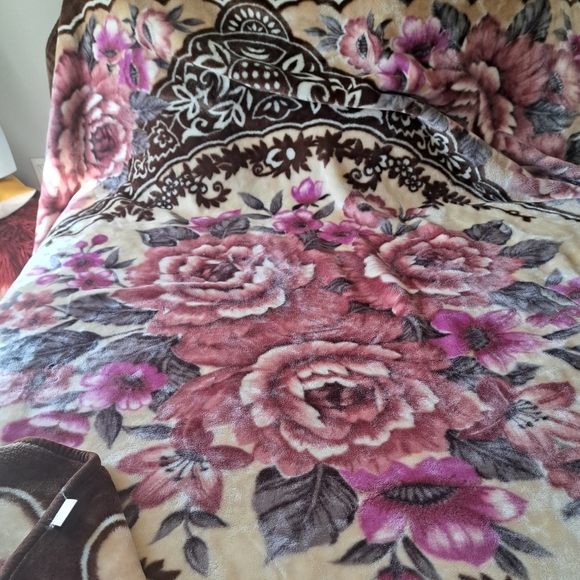 DAVIDA TIGER BLANKET thick plush floral flower browns purple soft heavy queen - Picture 9 of 12